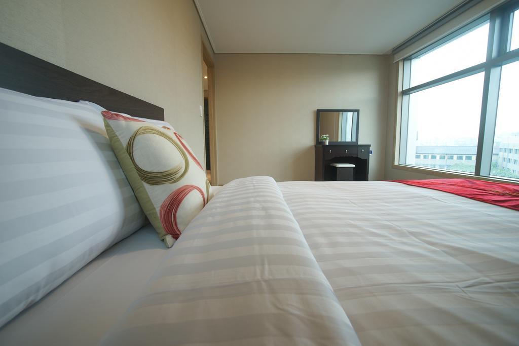 R&T Hotel Jeju Zimmer foto